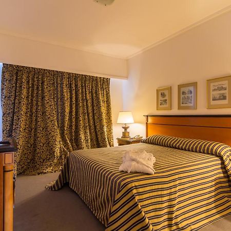 Hotel Libertador Tandil Eksteriør bilde