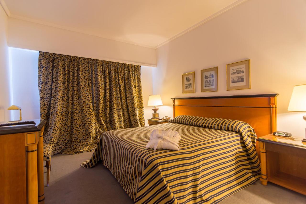 Hotel Libertador Tandil Eksteriør bilde