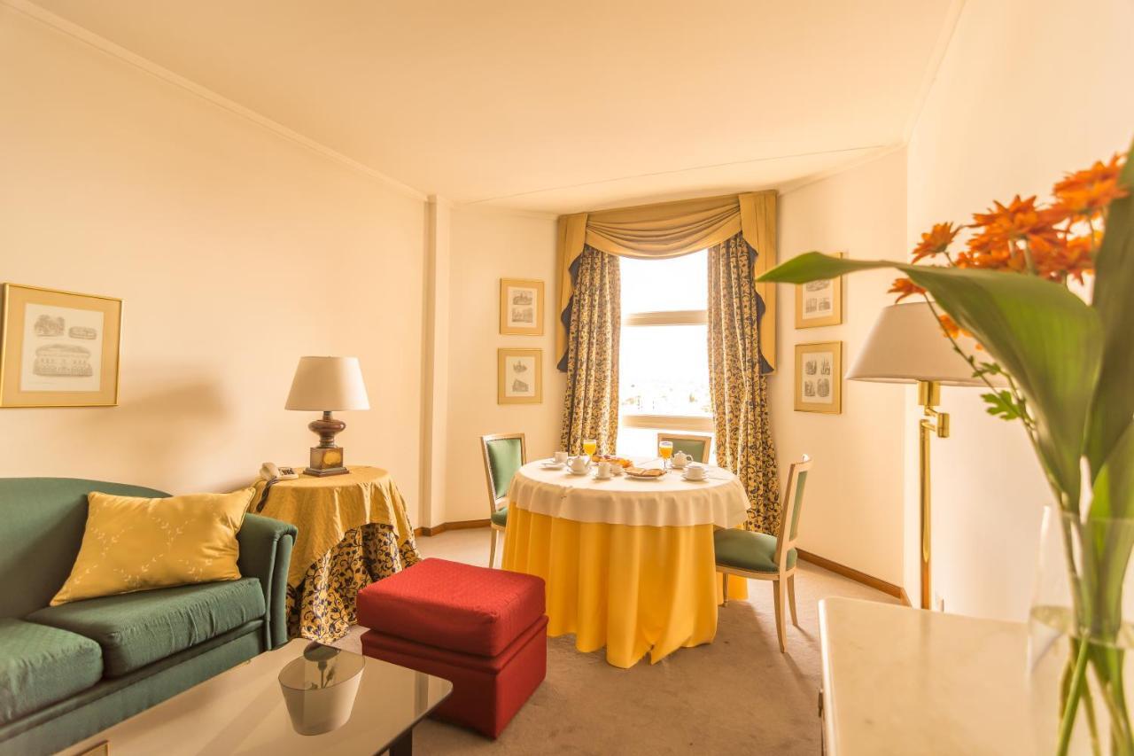 Hotel Libertador Tandil Eksteriør bilde